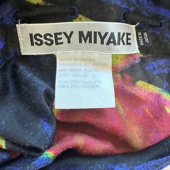 Issey Miyake Vintage Black Multicolor Abstract Blouse - Picture 7 of 8